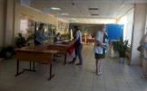 Жители Саранска приходят голосовать до открытия избирательных участков.
