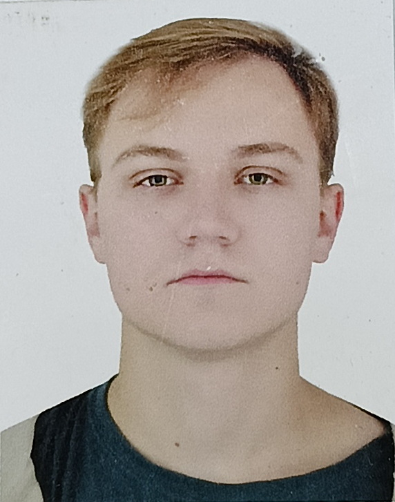 Гущин Андрей Сергеевич.